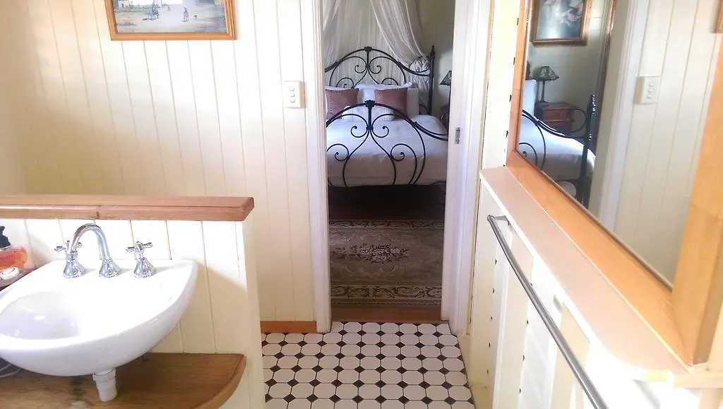 ***  Classique Bed & Breakfast Townsville Australia