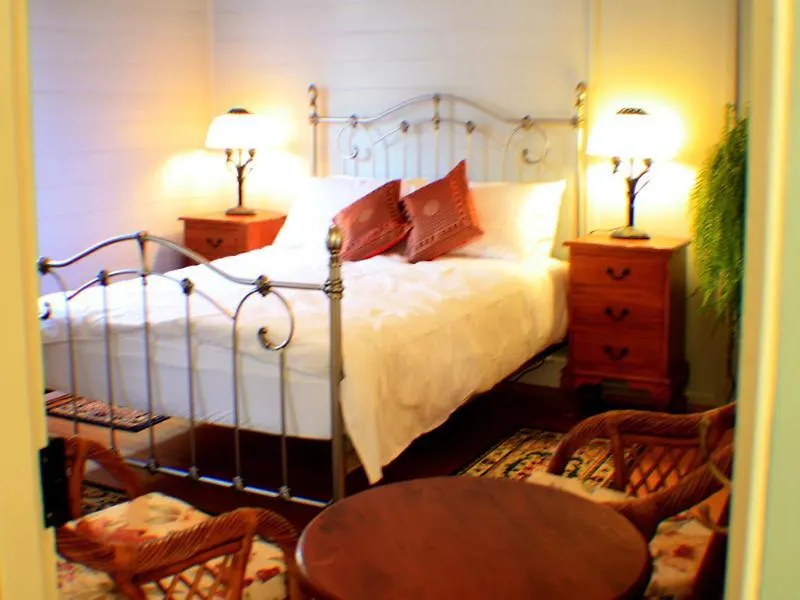 Classique Bed & Breakfast Townsville 3*,